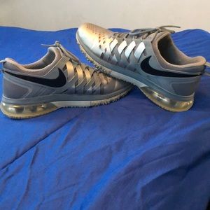 Nike Fingertrap Max size 12